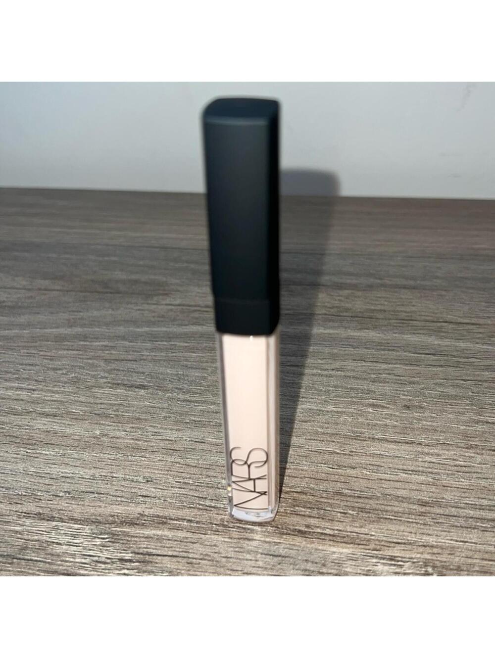 NARS Radiant Creamy Concealer in Light 1.25 Affogato
